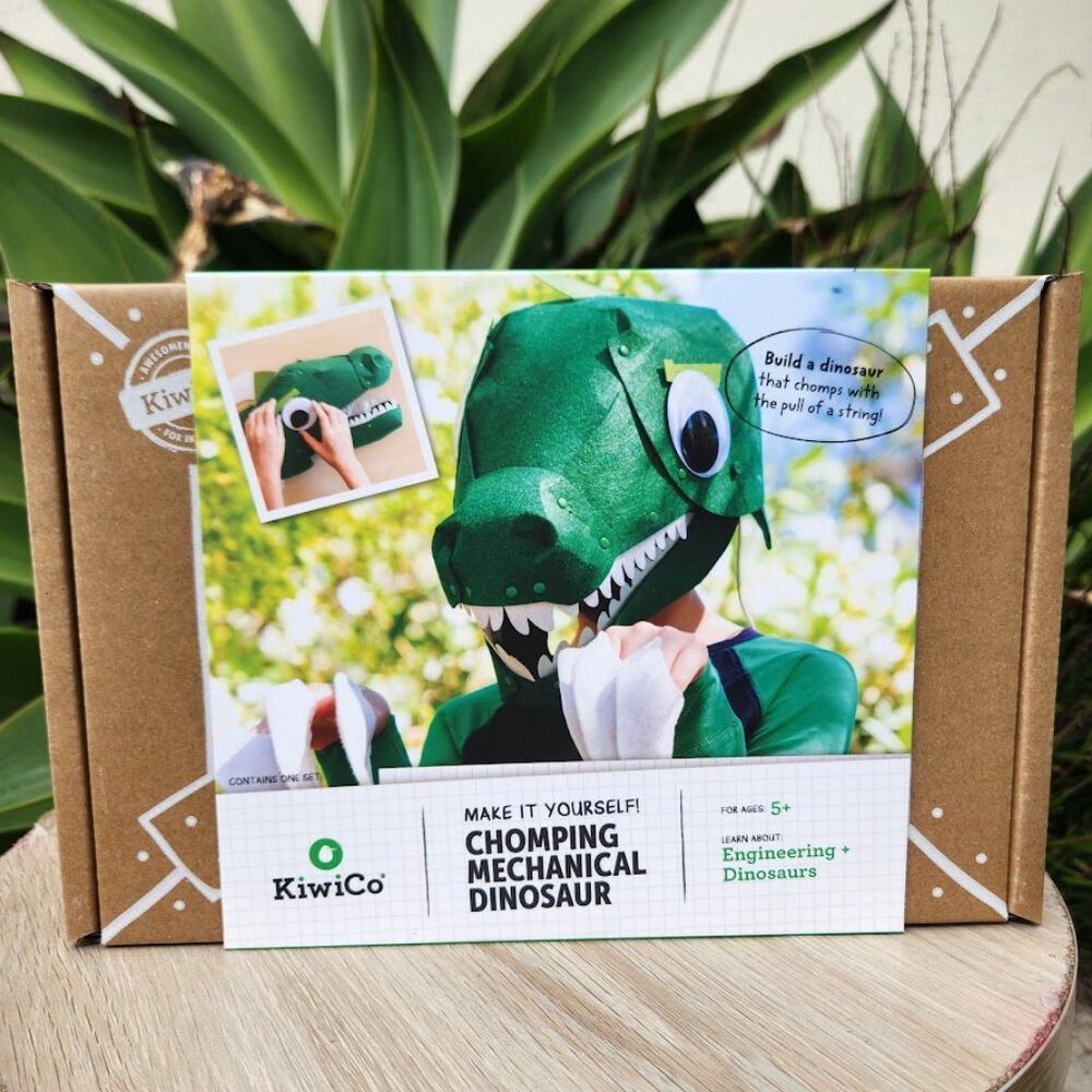 NEW KiwiCo. Kiwi Co. Chomping Head Paleontologist Fossils Dinosaur Science Kit